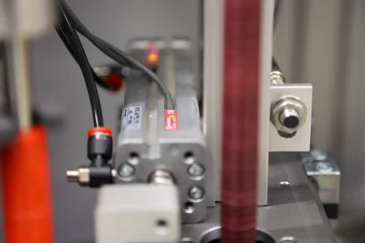 Hareket Kontrol Uygulamaları için Doğru Pnömatik Aktüatörlerin Seçilmesi