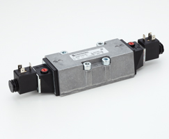 ISO Star solenoid valfı ISO 3, 5/3, APB, solenoid pilot / solenoid pilot